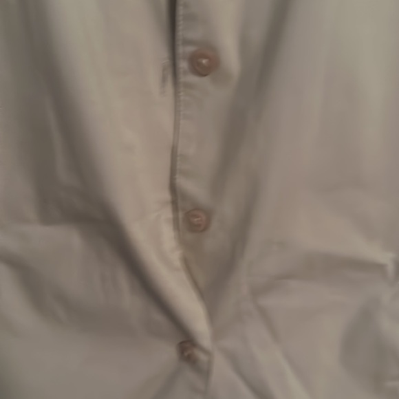 🏷️3 for $15 or 4 for $20🏷️Tan blouse. Like new - Picture 7 of 7